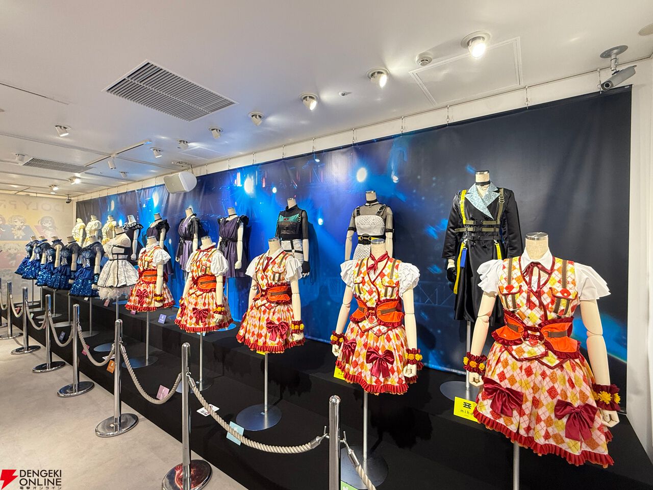 アイプラ』衣装展（前期）フォトレポート。繊細で美麗なグループ