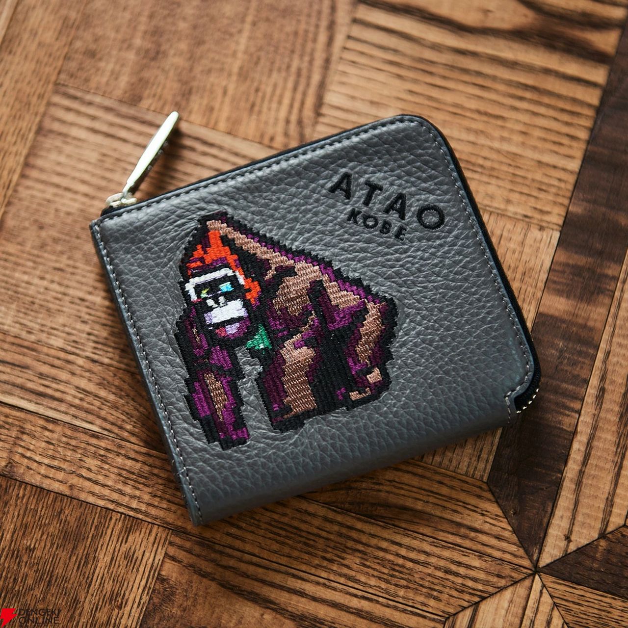 ATAOの《ZOO》シリーズより、刺繡のピクセルアートで表現した『ミニ