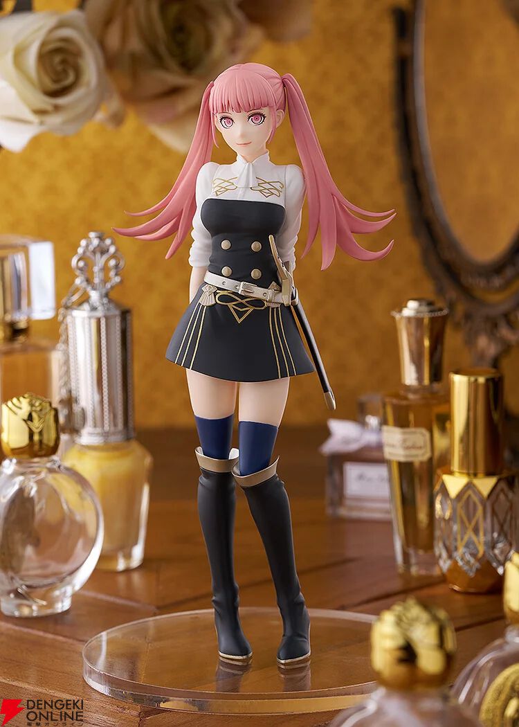 ファイアーエムブレム風花雪月』金鹿の学級より制服姿の《ヒルダ》が