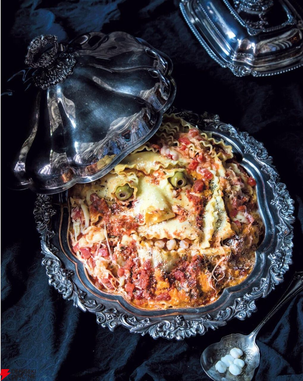 料理本『ハンニバル・レクター博士の優雅なお料理教室』が登場