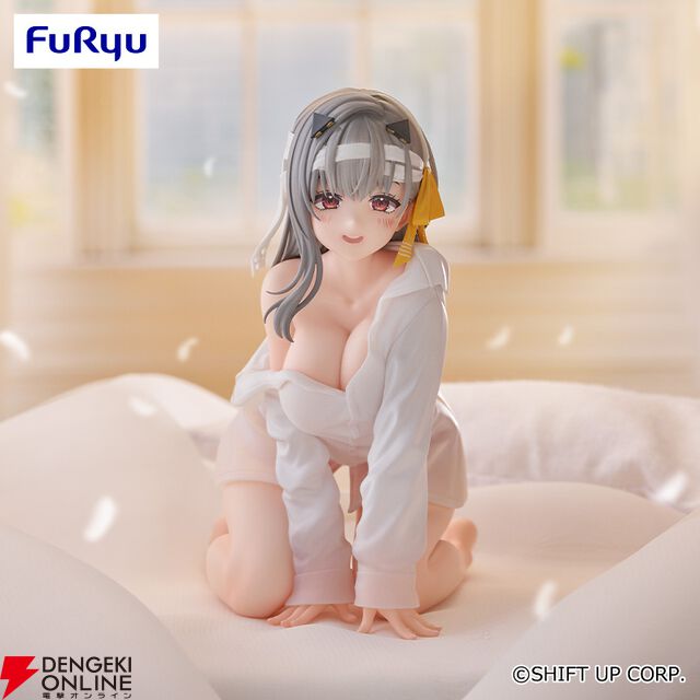 『勝利の女神：NIKKE』指揮官シャツ姿のモダニアがぬーどるストッパーフィギュア化。クリア素材で再現された透け感も見どころ