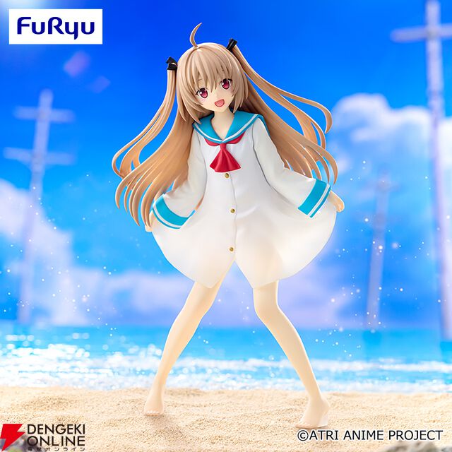 『ATRI』アトリのプライズフィギュアが登場。裾を掴みポーズを決める愛らしさあふれるデザイン