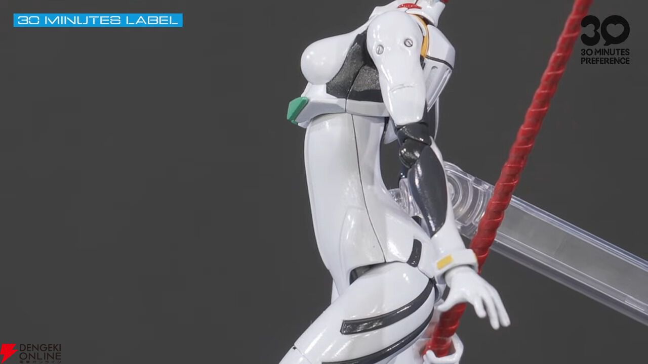 ヱヴァンゲリヲン新劇場版』綾波レイがプラグスーツ姿でプラモ化