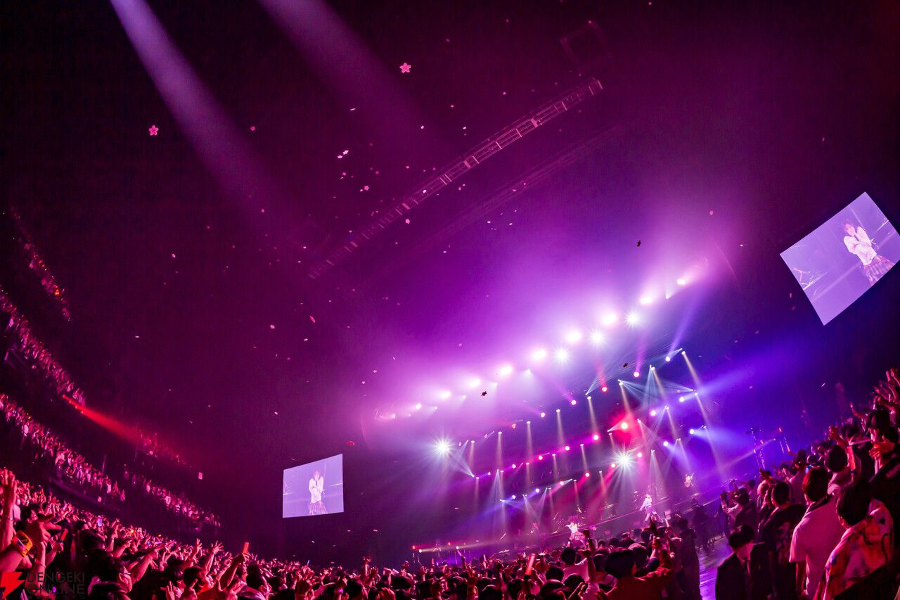 She is Legend×トゲナシトゲアリ対バンライブ“SOUL ＆ CRY”レポート。レジェンダーとトゲトゲファンが一体化した激アツすぎるライブに魂が泣いた！