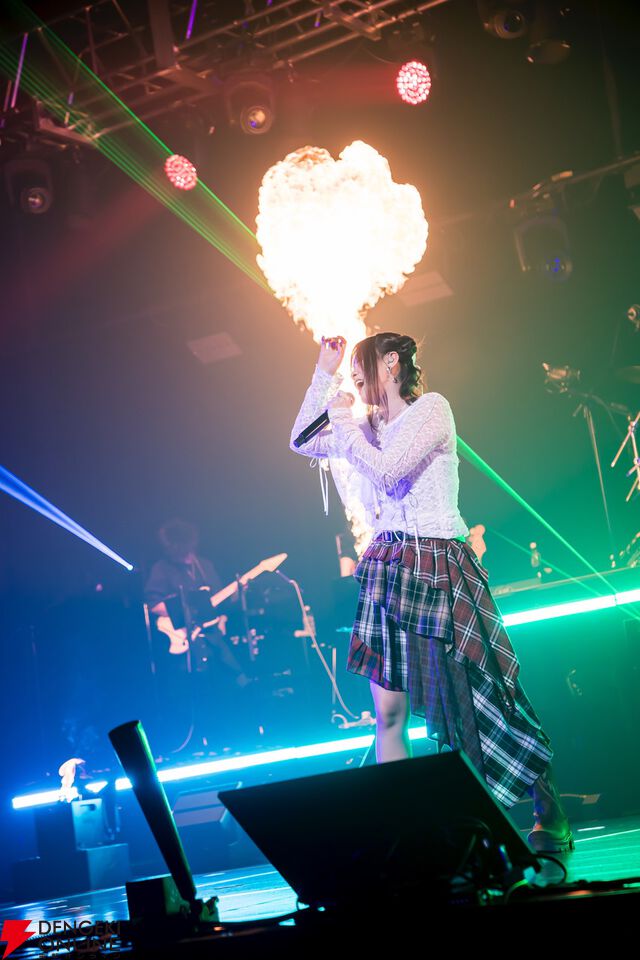 She is Legend×トゲナシトゲアリ対バンライブ“SOUL ＆ CRY”レポート。レジェンダーとトゲトゲファンが一体化した激アツすぎるライブに魂が泣いた！