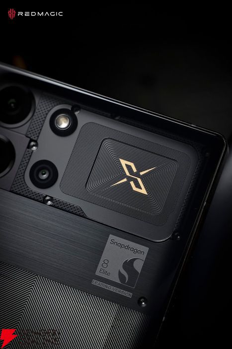 REDMAGIC Astra ゲーミングタブレット 12GB+256GBブラック REDMAGIC