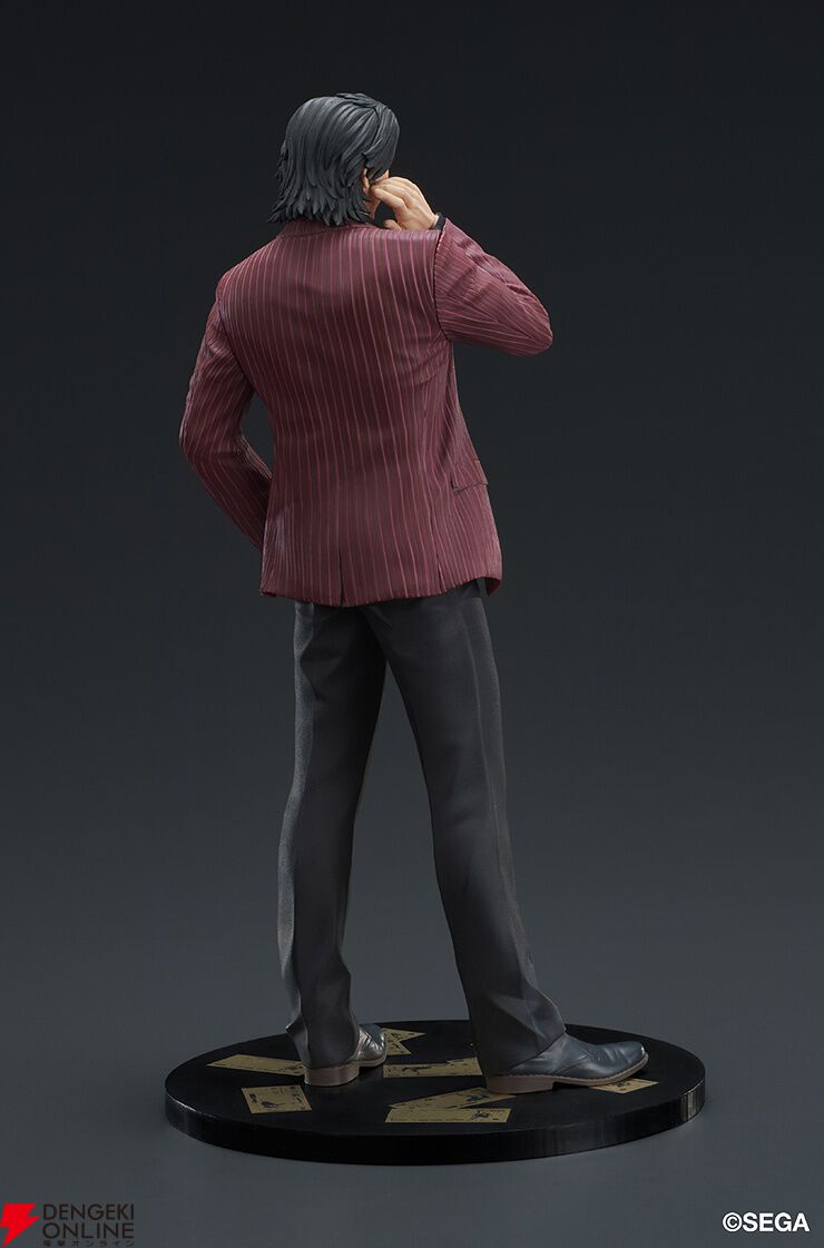 龍が如く』秋山駿がスタチューフィギュア化。印象的なワインレッドの