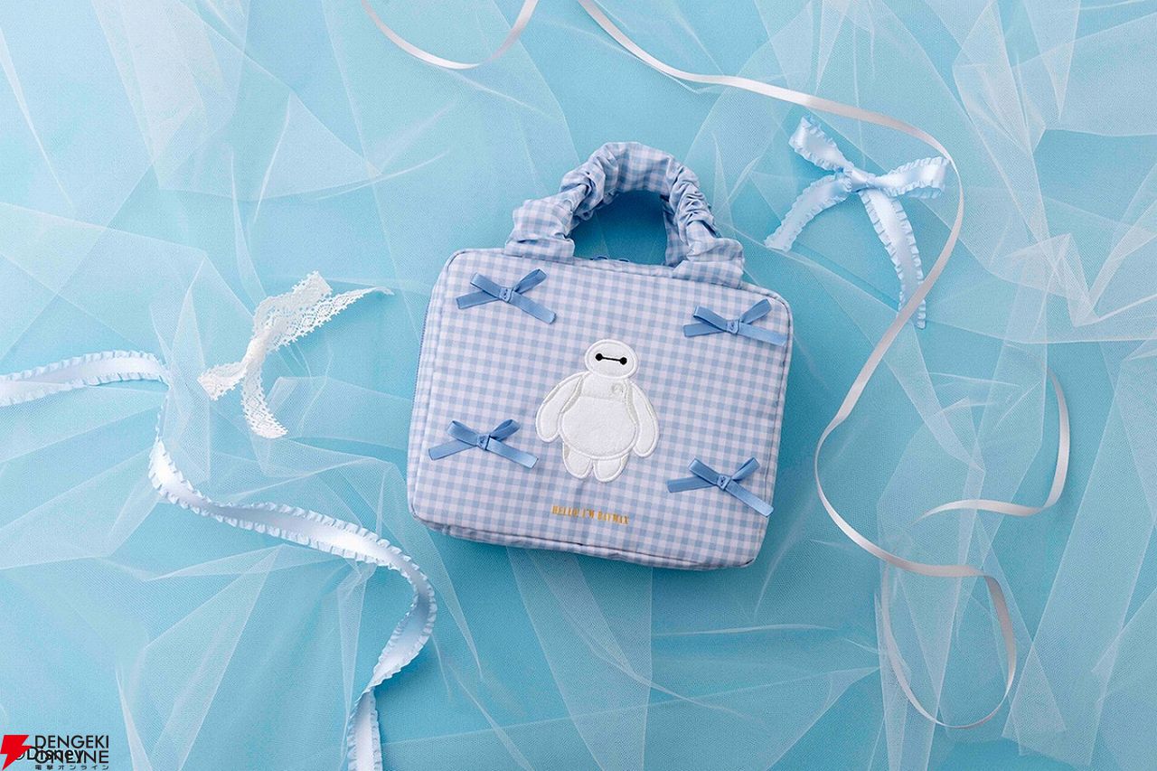 Disney】もこもこ生地の《ベイマックス》ポーチが付属するファン