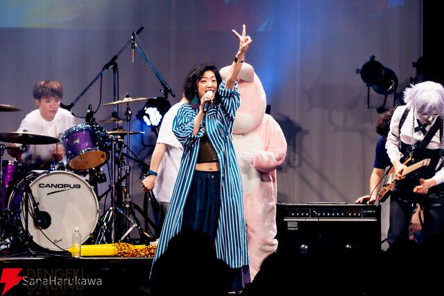 トリは今年も豚乙女！ 「激しいですよ」という言葉通り系統が違う激しい楽曲でライブを締めくくる【ロスワライブ2025レポ⑥】