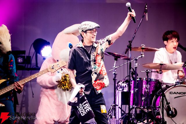 トリは今年も豚乙女！ 「激しいですよ」という言葉通り系統が違う激しい楽曲でライブを締めくくる【ロスワライブ2025レポ⑥】