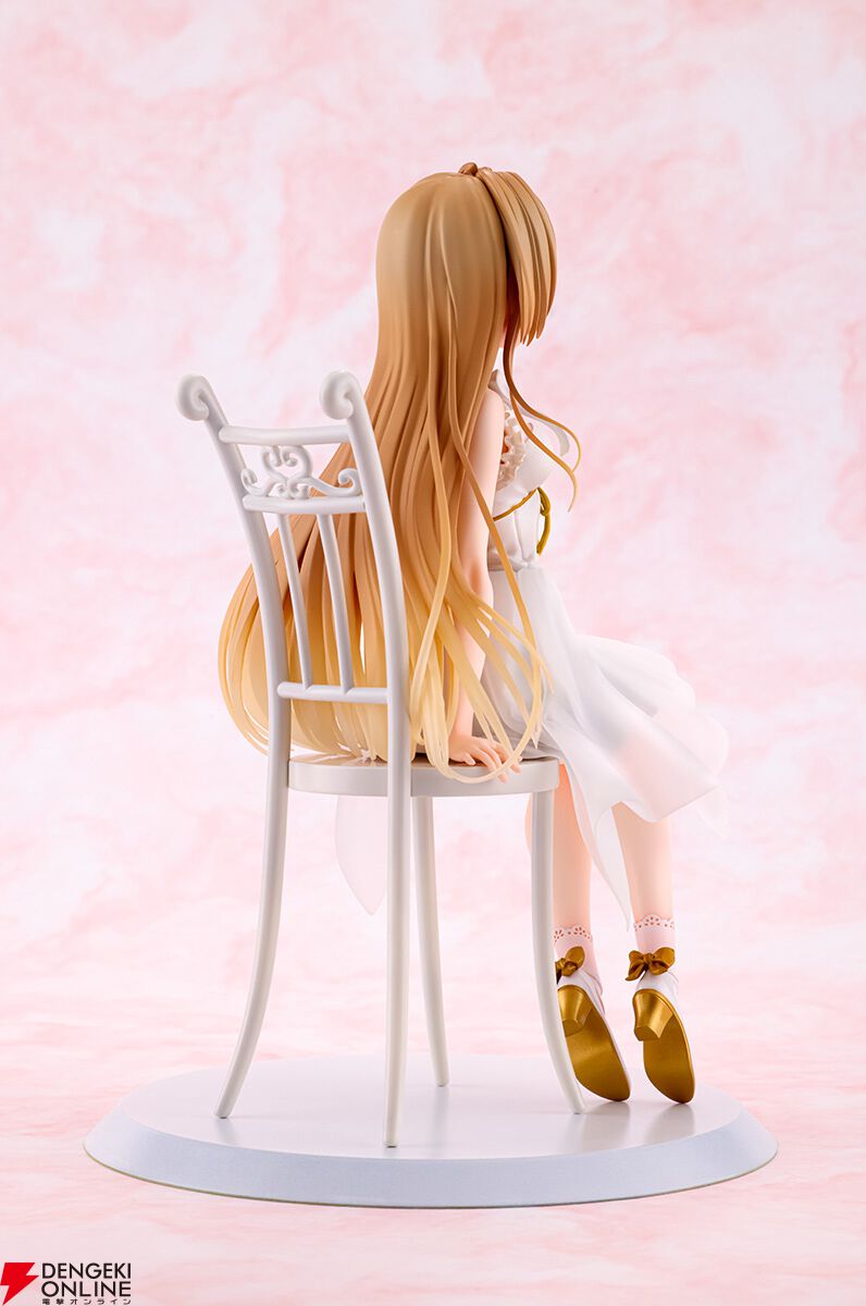 お隣の天使様にいつの間にか駄目人間にされていた件』お茶会ver.の椎名