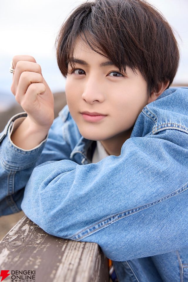 柏木悠1st写真集『19→20』
