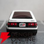 『頭文字D』藤原拓海のトヨタAE86型の無線マウスが発売中。ヘッドライト・リアライトが点灯