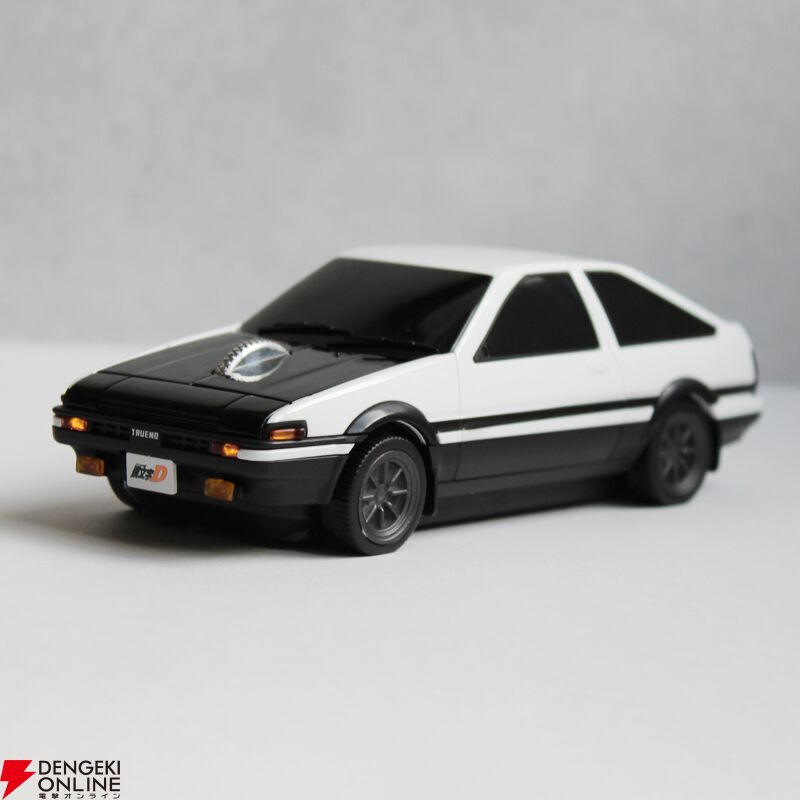 『頭文字D』藤原拓海のトヨタAE86型の無線マウスが発売中。ヘッドライト・リアライトが点灯