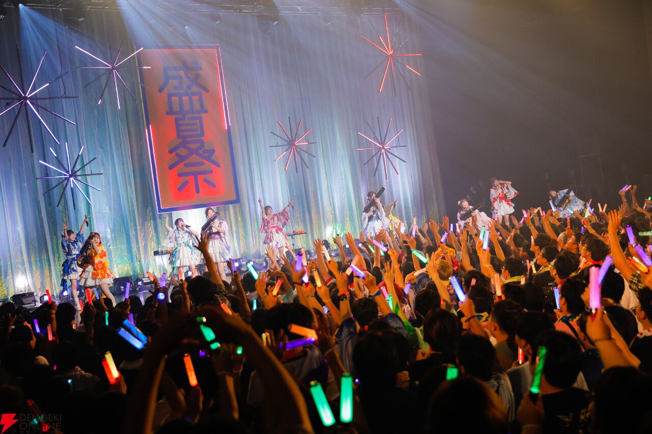 豊洲で『アイプラ』の“お祭り”が開催！ 夏らしさ全開の新曲やハルヒ曲、魚魚っとさん音頭まで網羅した神セトリに大興奮だった“盛夏祭”をレポート【ことめぐのアイプラ日記#3】