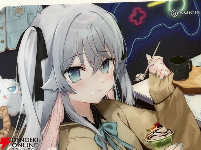 【レビュー】カグラナナさんのコラボゲーミングキーボード＆マウスパッドは本人描き下ろしイラストのこだわりがすごい。高性能＆高耐久でふだん使いにも最適
