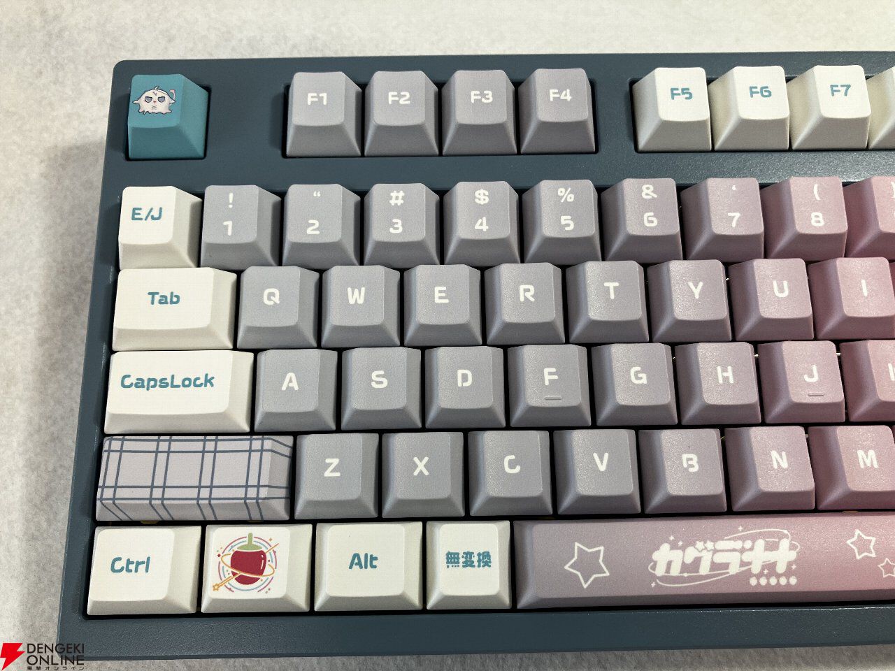 【レビュー】カグラナナさんのコラボゲーミングキーボード＆マウスパッドは本人描き下ろしイラストのこだわりがすごい。高性能＆高耐久でふだん使いにも最適