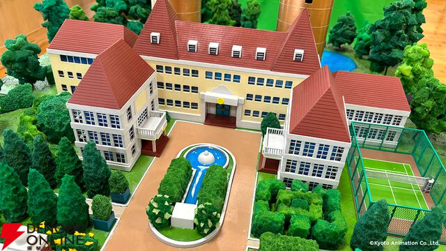 【京アニのセカイ展】展示エリアまとめ。制作資料の展示物は1000点超え、『CITY』のジオラマや『Free!』の筋肉図鑑などユニークなものも満載