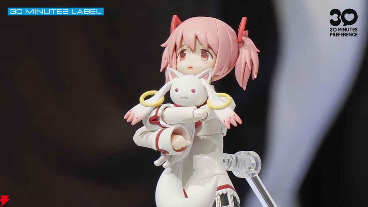 劇場版『魔法少女まどか☆マギカ』鹿目まどかが制服姿で