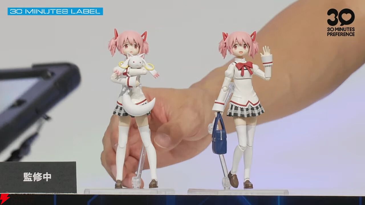 劇場版『魔法少女まどか☆マギカ』鹿目まどかが制服姿で