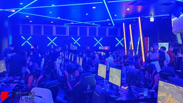 『RFオンラインネクスト』GvG先行体験会レポート。巨大ロボットの激しいぶつかり合い、最後まで勝敗のわからない接戦に会場は大熱狂！
