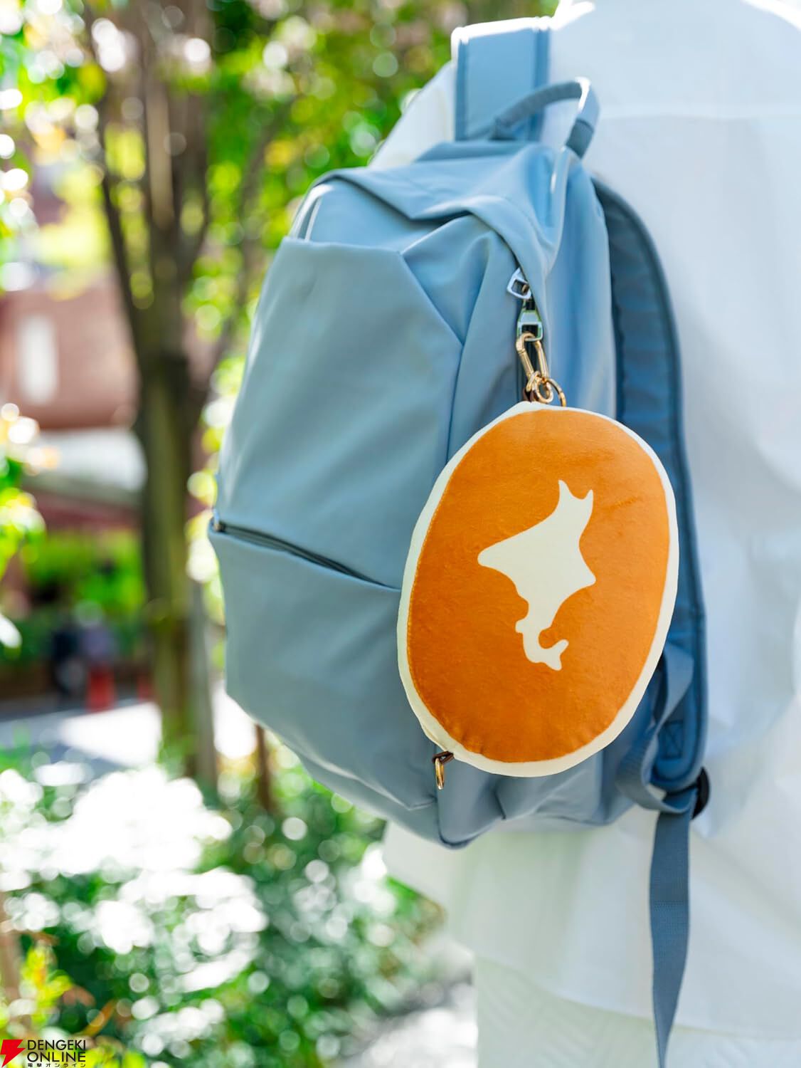 話題の『北海道チーズ蒸しケーキ ほんものみたいなふわふわポーチBOOK