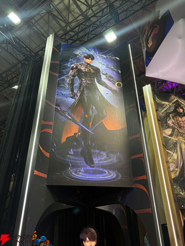 あなたはどのカレに寄り添いたい？ 特大アクリルパネルと2ショットが撮れる『恋と深空』やふわふわ浮かぶニキ＆モモが見られるINFOLD GAMESブースレポート【TGS2025】