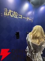 あなたはどのカレに寄り添いたい？ 特大アクリルパネルと2ショットが撮れる『恋と深空』やふわふわ浮かぶニキ＆モモが見られるINFOLD GAMESブースレポート【TGS2025】