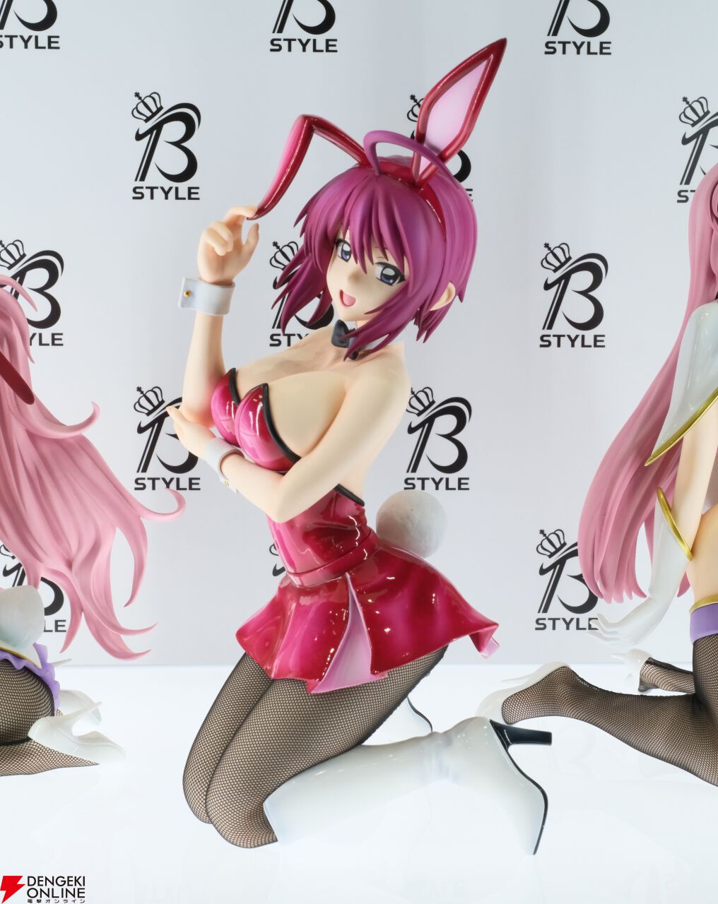 機動戦士ガンダムSEED DESTINY』のルナマリア・ホークがバニー姿で