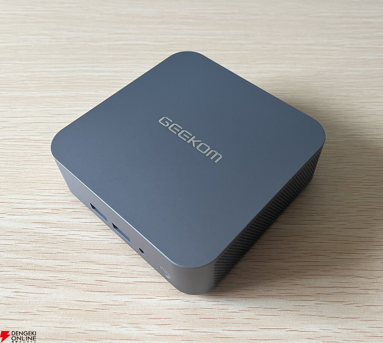 ミニPC GEEKOM GT13 Pro 2025 Edition 第13世代インテル製GT13 ProミニPC | Core i7/i9 & 拡張可能な