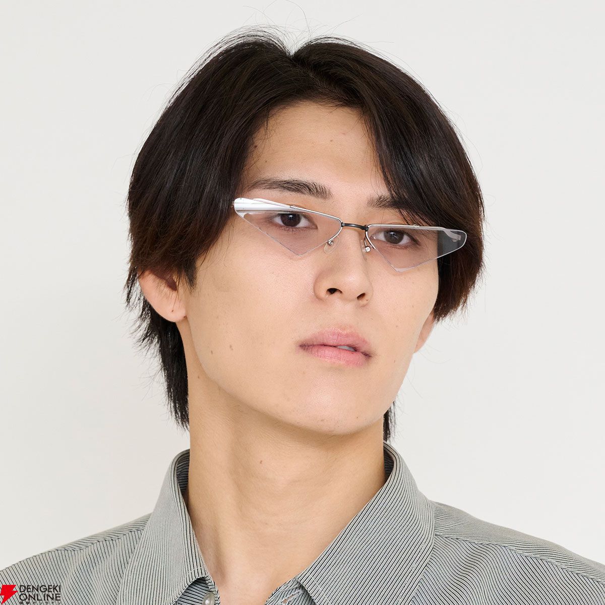画像4/11＞『ハンターハンター』ゲンスルーのサングラスが商品化。特徴