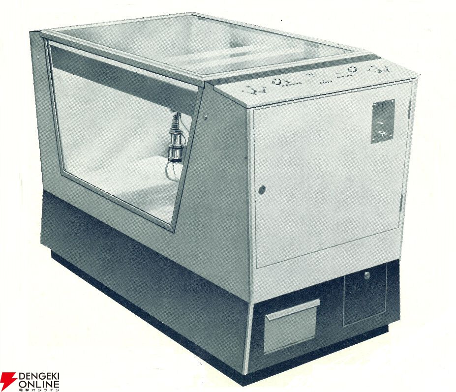 1965年に開発・発売された国産初のクレーンゲーム機『クラウン602』の