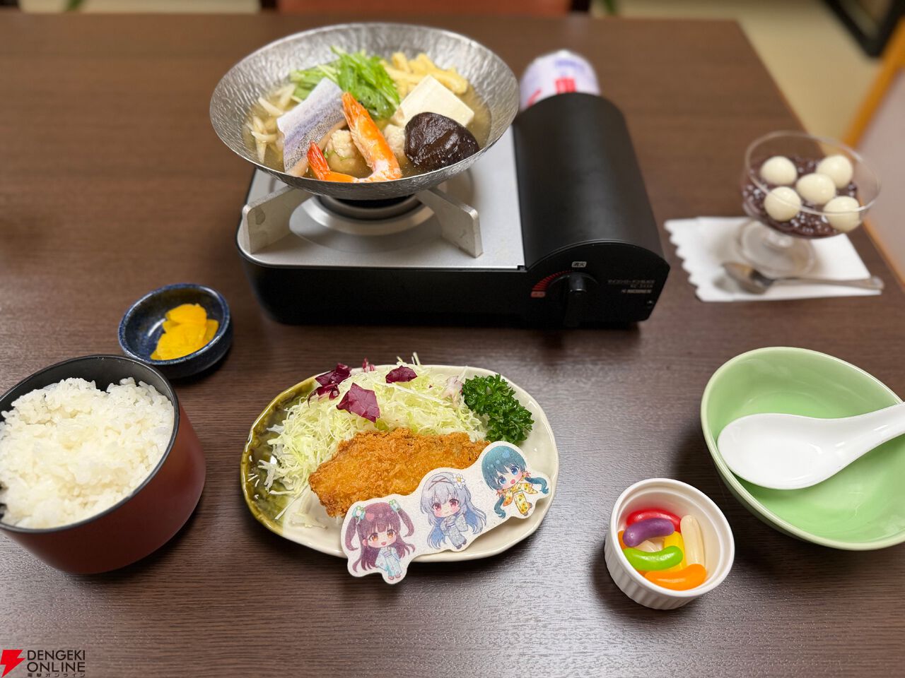 『アイプラ』浴衣姿のリズノワ・トリエルが可愛すぎてグッズ全買い。トリエル鍋、愛のラーメンなどコラボフードも最高だった“庭の湯”コラボ感想【ことめぐのアイプラ日記#6】