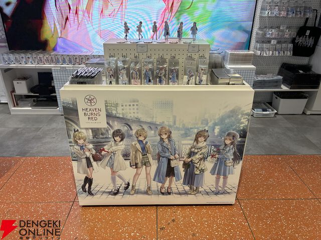 “ヘブンバーンズレッド 4th ANNIVERSARY PARTY”レポート。的当ては意外と難しい!? ARフォトコーナーは思い出作りに最適、公式コスプレイヤーも愛たっぷり！【ヘブバン日記#244】