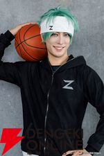 『ゼロライズ』初の楽曲は4チーム全員歌唱曲、クールなMV解禁＆デジタルリリース。作詞・作曲・編曲は『ヒプマイ』でも知られるinvisible manners