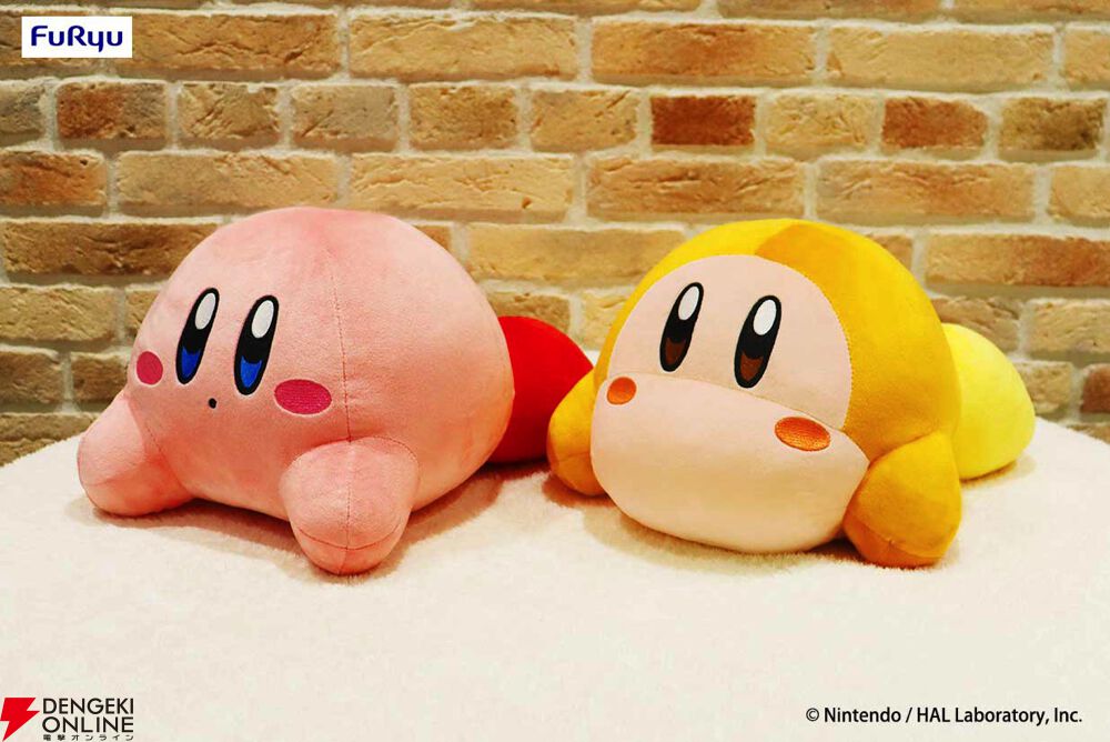 カービィとワドルディのBIGぬいぐるみが登場。いっしょにごろりんし