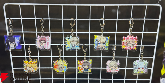 『アイドリープライド』広々した会場に並ぶ描き下ろし衣装パネル、ライブ衣装展示が壮観で眼福！ グッズ展示に物欲がそそられた“POP UP STORE～Stylish Choir～”フォトレポート【ことめぐのアイプラ日記#10】