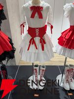 『アイドリープライド』広々した会場に並ぶ描き下ろし衣装パネル、ライブ衣装展示が壮観で眼福！ グッズ展示に物欲がそそられた“POP UP STORE～Stylish Choir～”フォトレポート【ことめぐのアイプラ日記#10】
