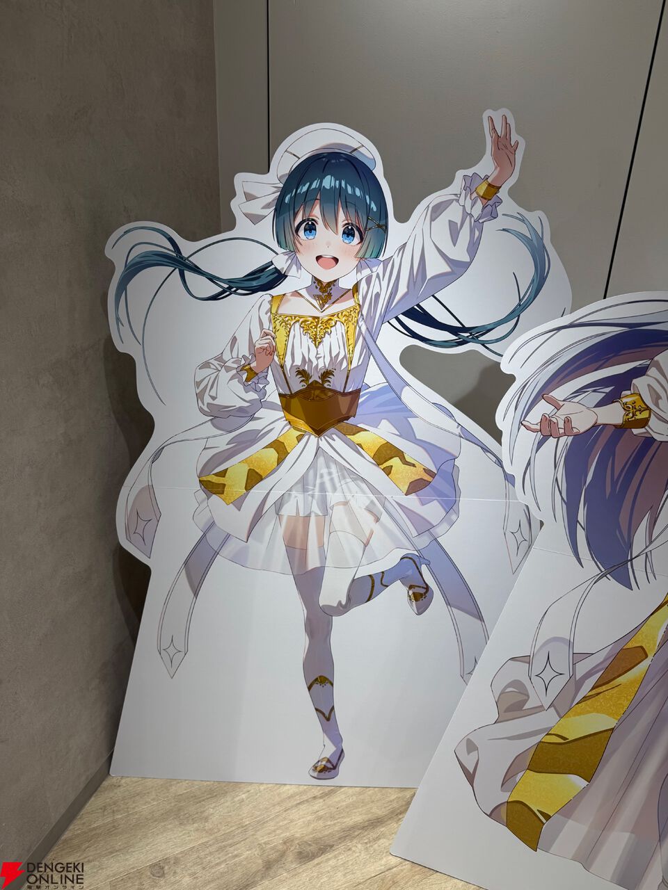 『アイドリープライド』広々した会場に並ぶ描き下ろし衣装パネル、ライブ衣装展示が壮観で眼福！ グッズ展示に物欲がそそられた“POP UP STORE～Stylish Choir～”フォトレポート【ことめぐのアイプラ日記#10】