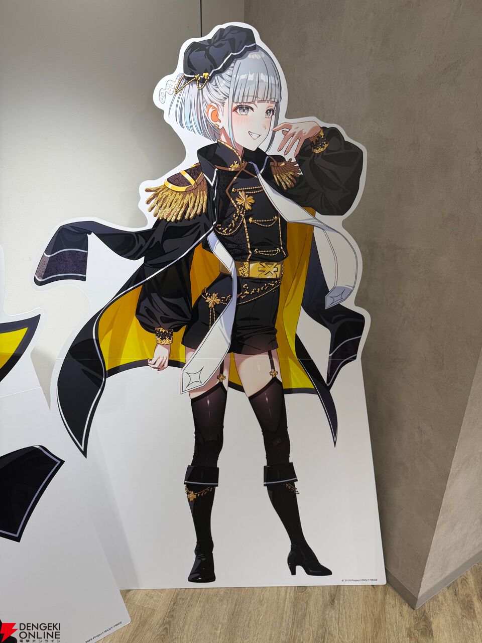 『アイドリープライド』広々した会場に並ぶ描き下ろし衣装パネル、ライブ衣装展示が壮観で眼福！ グッズ展示に物欲がそそられた“POP UP STORE～Stylish Choir～”フォトレポート【ことめぐのアイプラ日記#10】