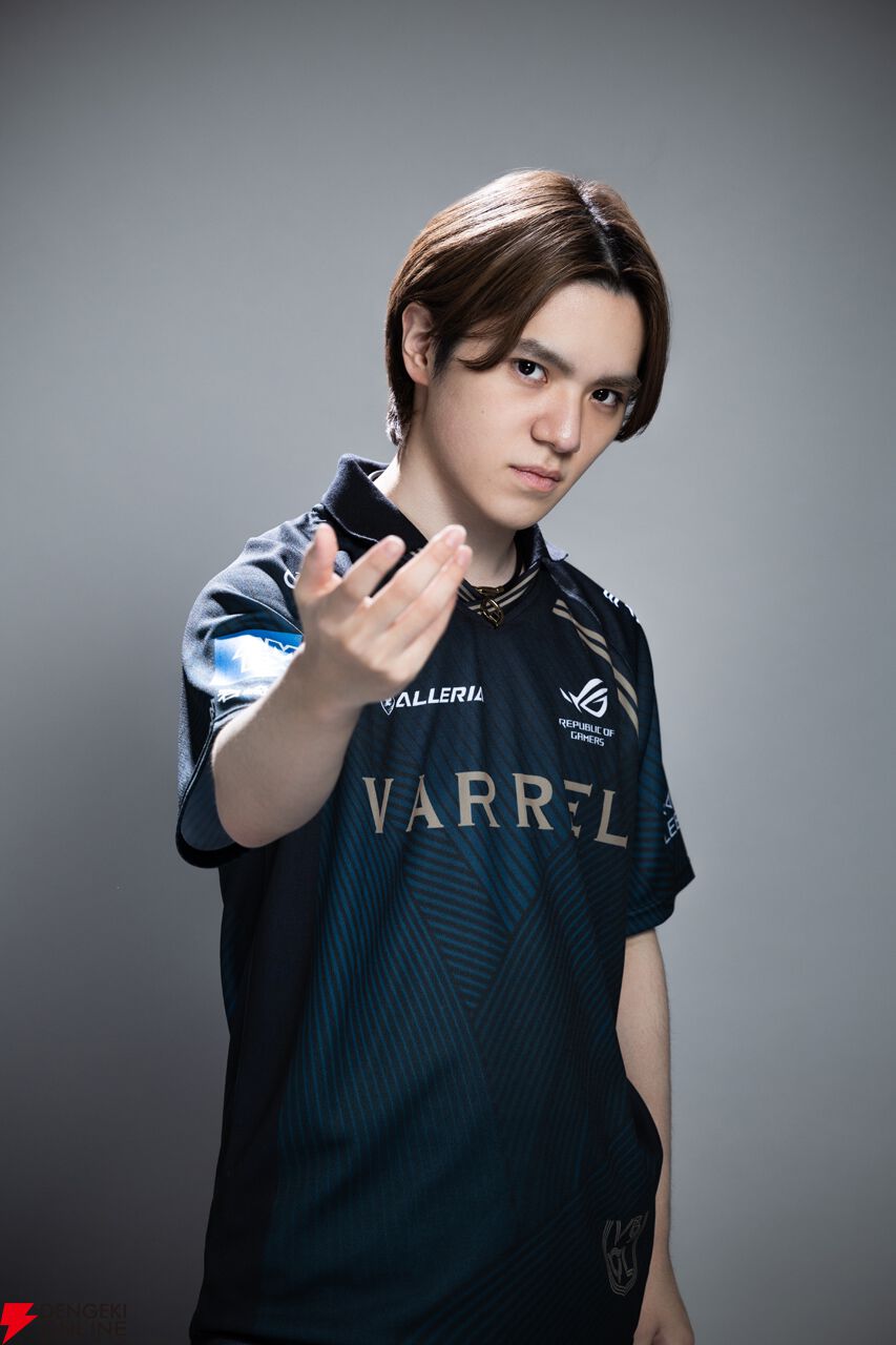 プロeスポーツチーム“VARREL”