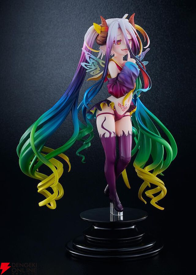 『ノーゲーム・ノーライフ』ブラックしろがフィギュア化。セーラー服（？）に身を包み蠱惑的な笑みを浮かべる姿にゾクゾク