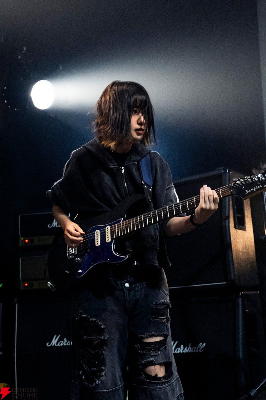 『ガールズバンドクライ First Riff』新バンド“F-272”1stライブ公式レポート。眩暈がするほどの可能性を見せつけ、2027年1月の2ndワンマンライブへ