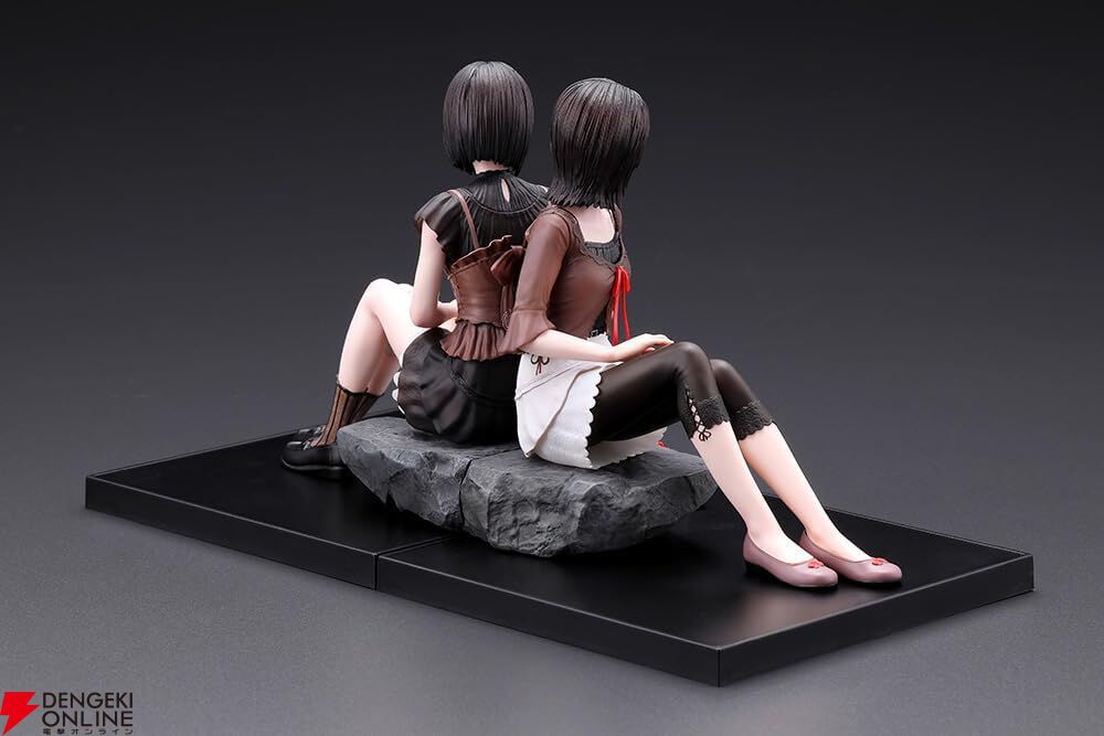 『零 紅い蝶』天倉 澪&繭のフィギュアはキービジュアルをイメージ。発光する紅い蝶や射影機も付属