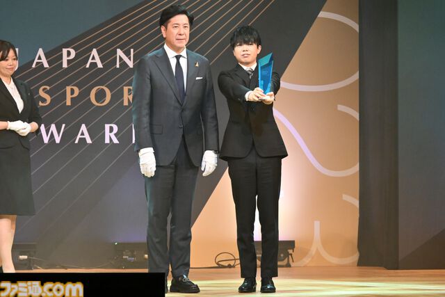 eスポーツ市場規模は3年で倍の規模に。チケット代以上の価値を感じるファンたちに見る、価値観の変化と「すでに盛り上がっている」という事実