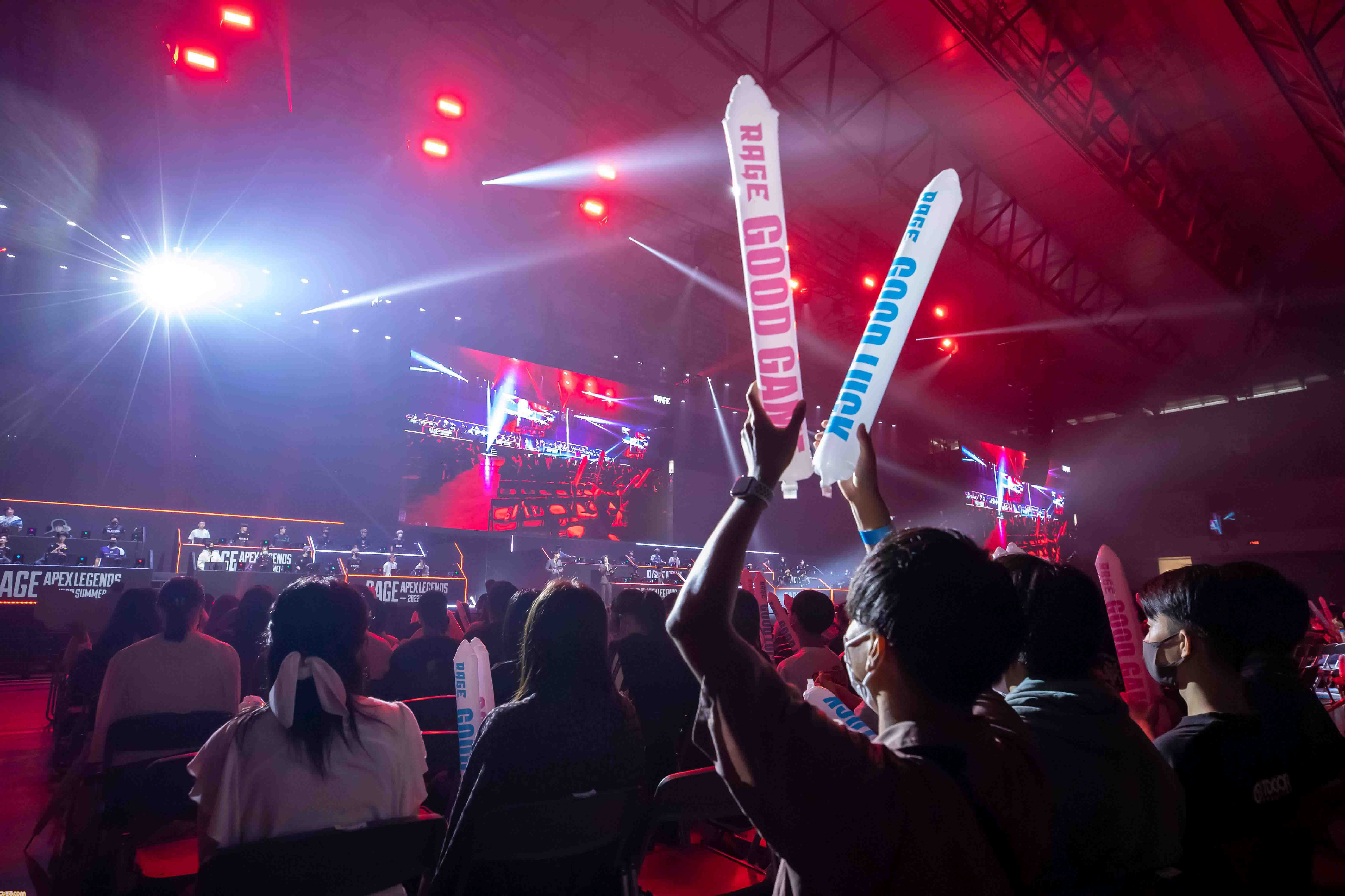 eスポーツ市場規模は3年で倍の規模に。チケット代以上の価値を感じるファンたちに見る、価値観の変化と「すでに盛り上がっている」という事実