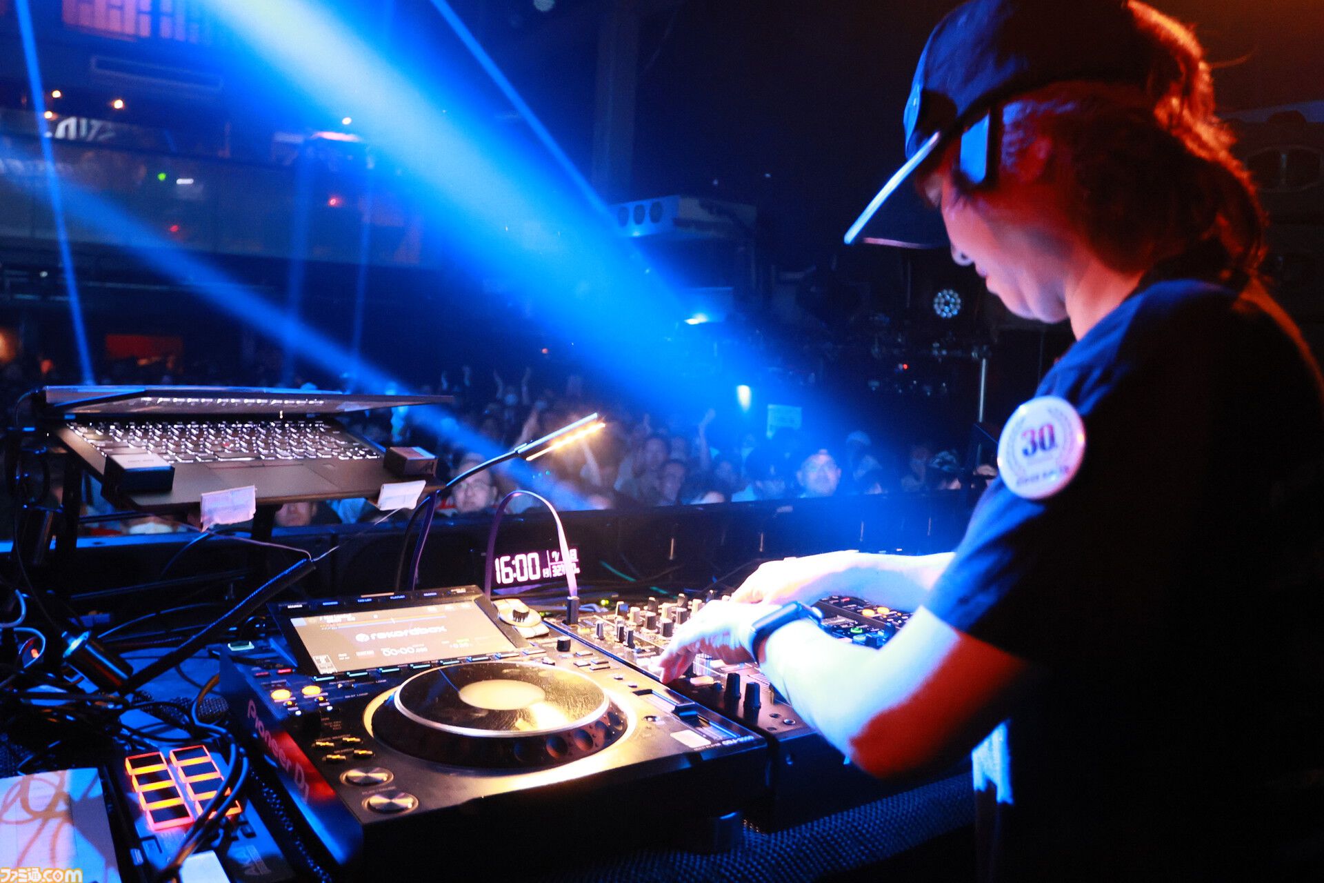 『リッジレーサー』30周年記念DJイベントのライブ音源CDが発売決定。CD5枚組で4時間以上のDJプレイを余すことなく収録