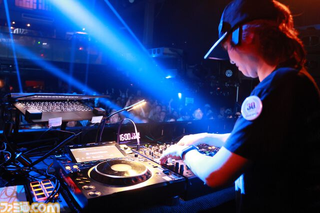『リッジレーサー』30周年記念DJイベントのライブ音源CDが発売決定。CD5枚組で4時間以上のDJプレイを余すことなく収録