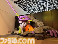 【エヴァ博 六本木】アヤナミレイ（仮称）等身大フィギュアや特大ロンギヌスの槍などが新たに展示。限定キーホルダー付き前売り券が7月20日より販売開始