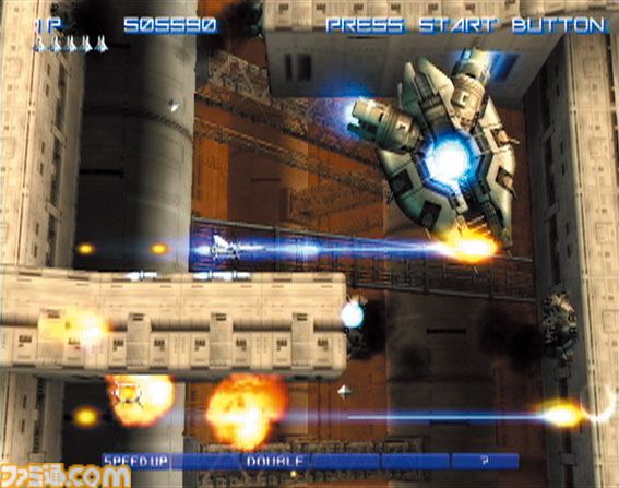 PS2『グラディウスV』20周年。オプション操作ボタンのアイデアに